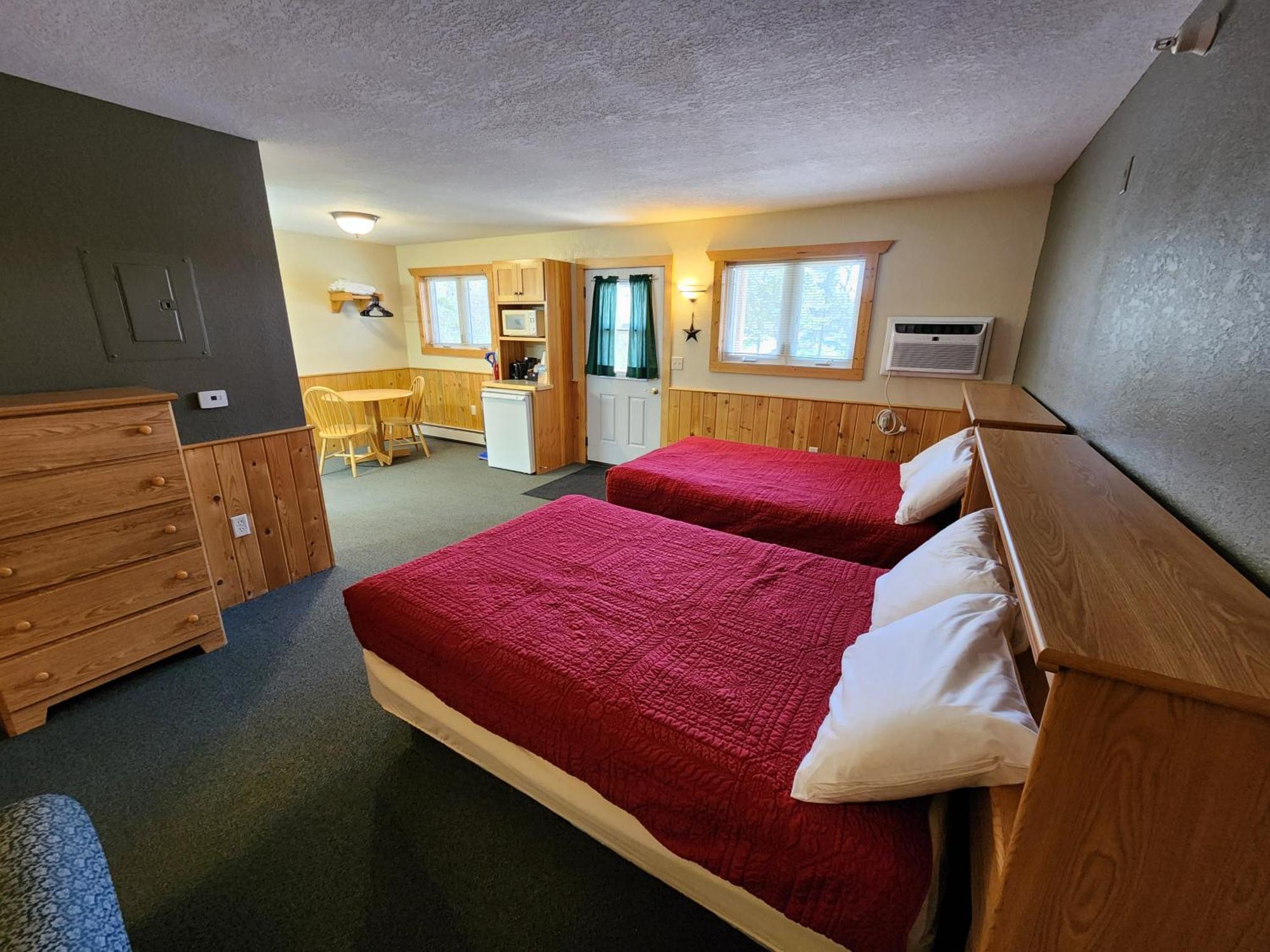 Viking Bay Resort And Lodge Miltona Esterno foto